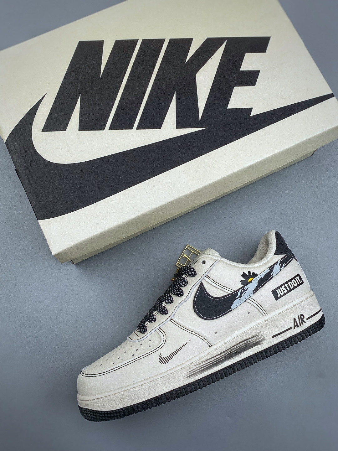 Nike Air Force 1 Low Men & Women Flat Sole Board Sports Casual Sneakers