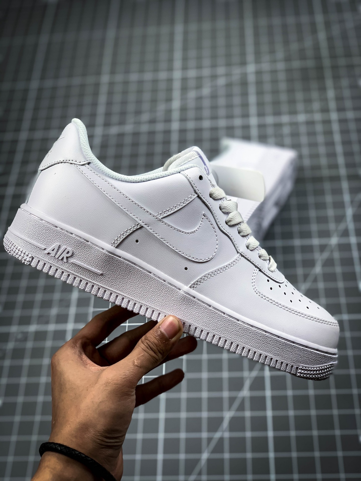 Nike Air Force 1 Men & Women White Sneakers Classic Flat Sole Sports Casual Shoes
