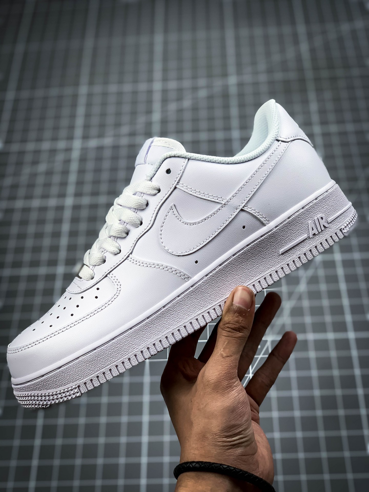 Nike Air Force 1 Men & Women White Sneakers Classic Flat Sole Sports Casual Shoes